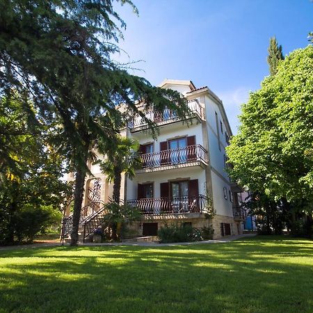 Apartments Lidija Umag Ngoại thất bức ảnh