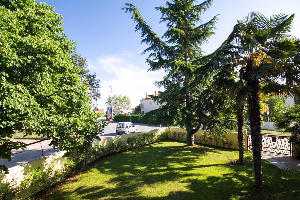 Apartments Lidija Umag Ngoại thất bức ảnh